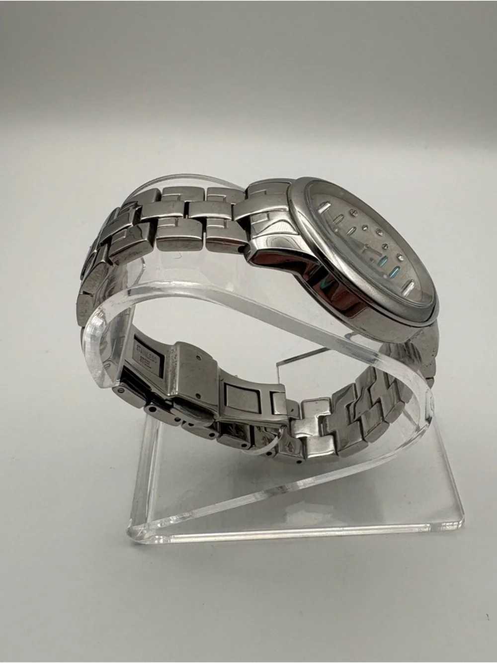 Nanette Lepore‎ Silver Stainless Steel Watch Mother-of-Pearl Dial Rhinestones